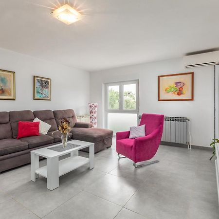 Sweet Apartment Tony Пула Екстер'єр фото