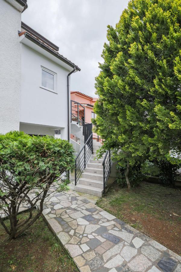 Sweet Apartment Tony Пула Екстер'єр фото